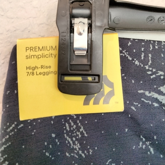 all in motion high rise leggings - Picture 5 of 5